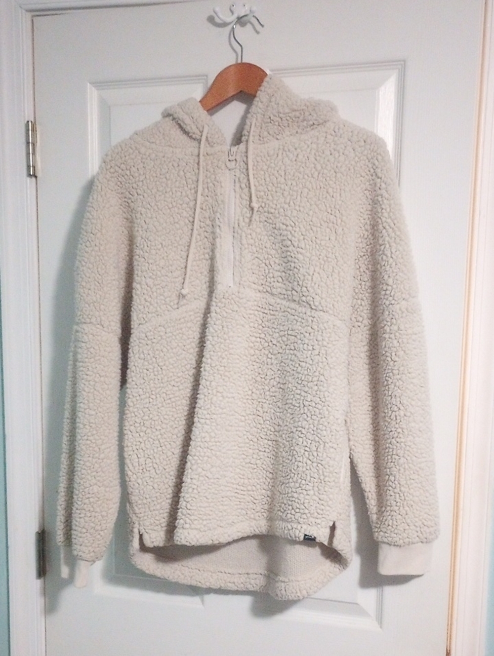 PINK Victoria's Secret Ivory Sherpa Zip Hoodie